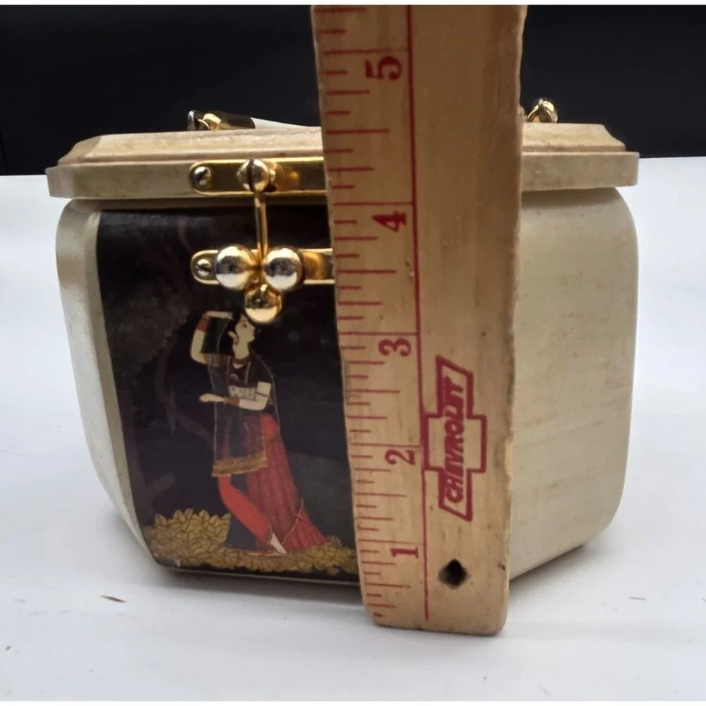 Vintage 1970s Wooden Lacquer Box Purse Indian Motif Felt Lining